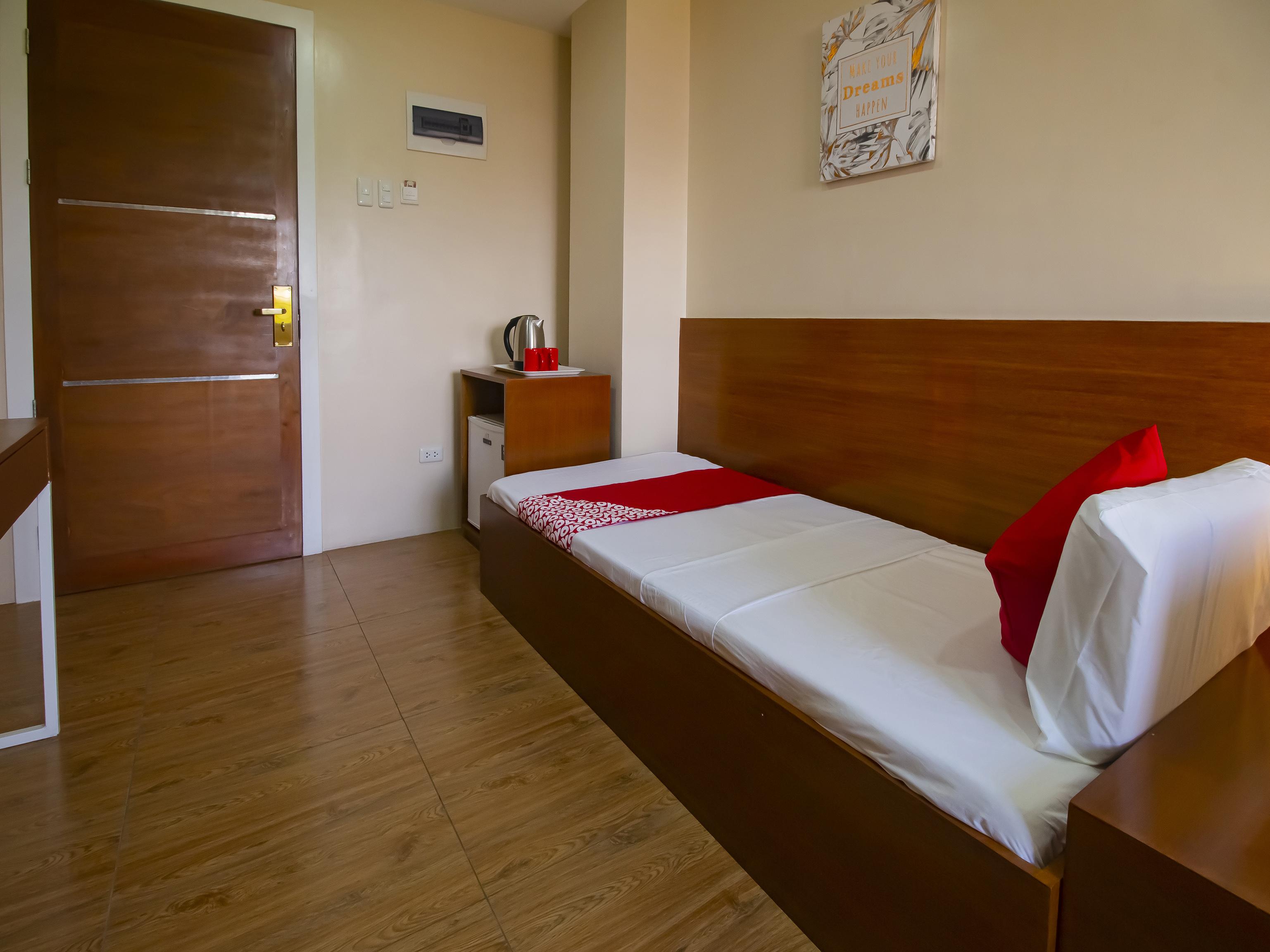The Teepee Place Hostel And Residence Inn Себу Экстерьер фото